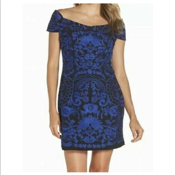 foxiedox Dresses & Skirts - Foxiedox Amazing Embroidered Dress